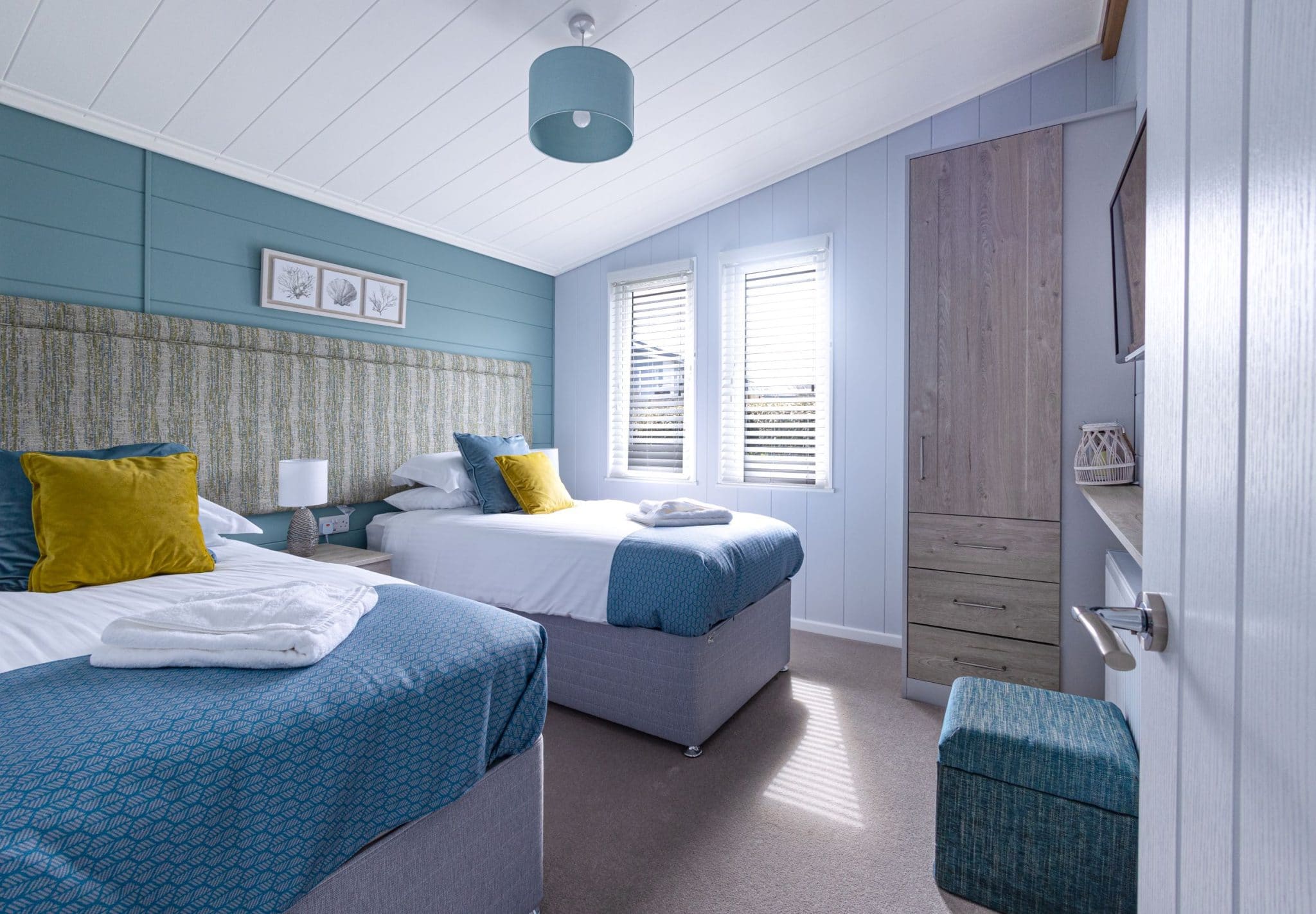 Harlyn Plus Holiday Lodge | Newquay Lodges With Hot Tubs